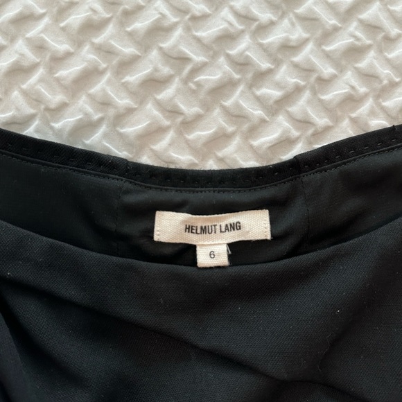 Helmut Lang dress. Black. Rusched waist. Lined with simple hem finish. S… - Picture 8 of 11